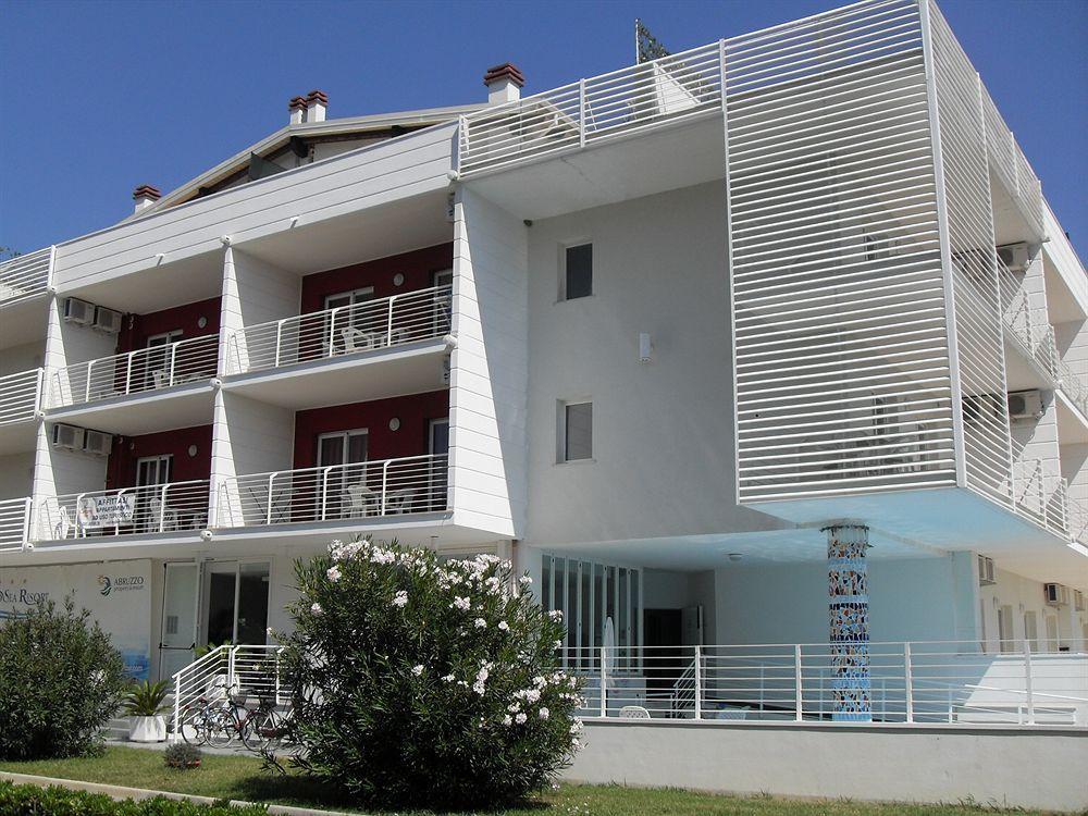 Aparthotel Sea Rosburgo 4*